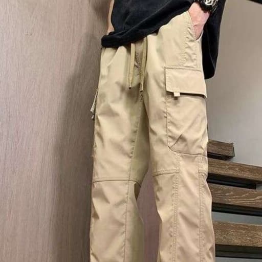 ゆったり履き心地カーゴチノパン