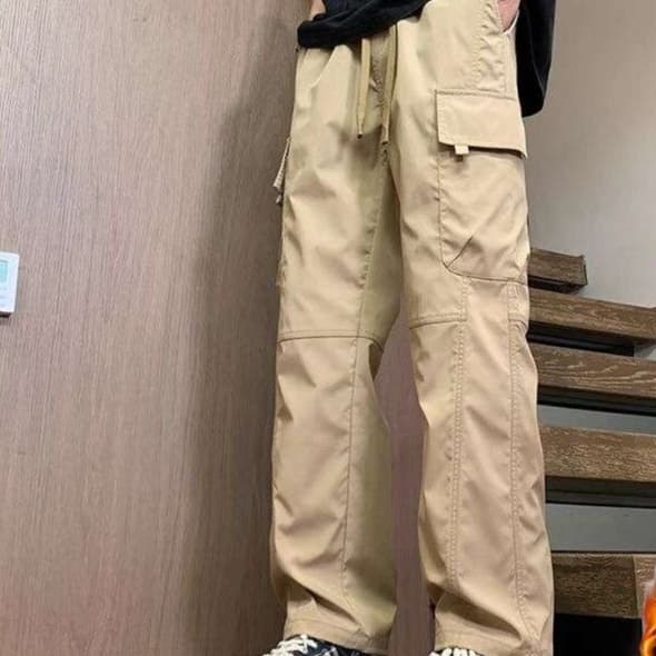 ゆったり履き心地カーゴチノパン