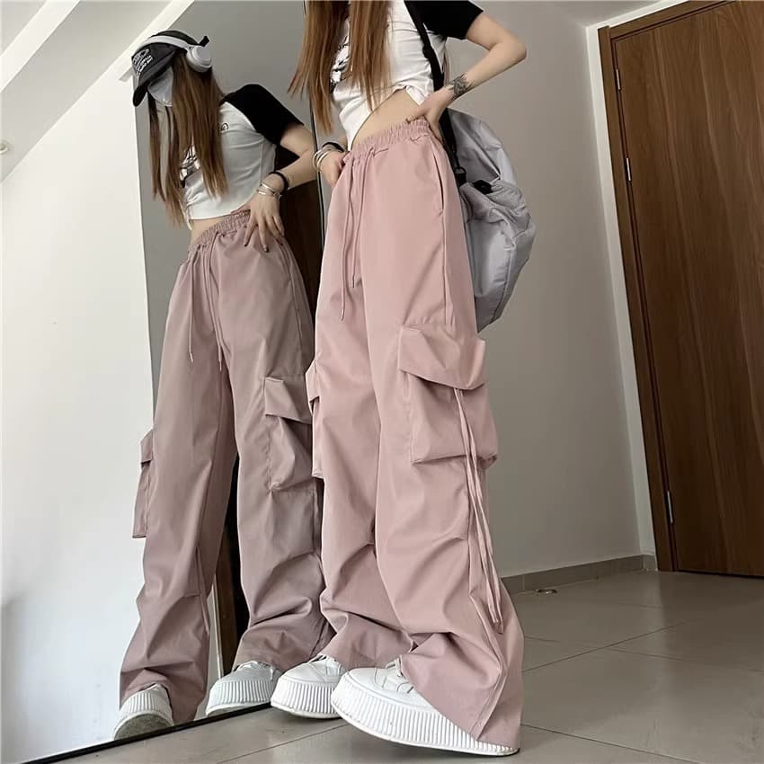 チノパン ゆったりシルエットカーゴチノパン