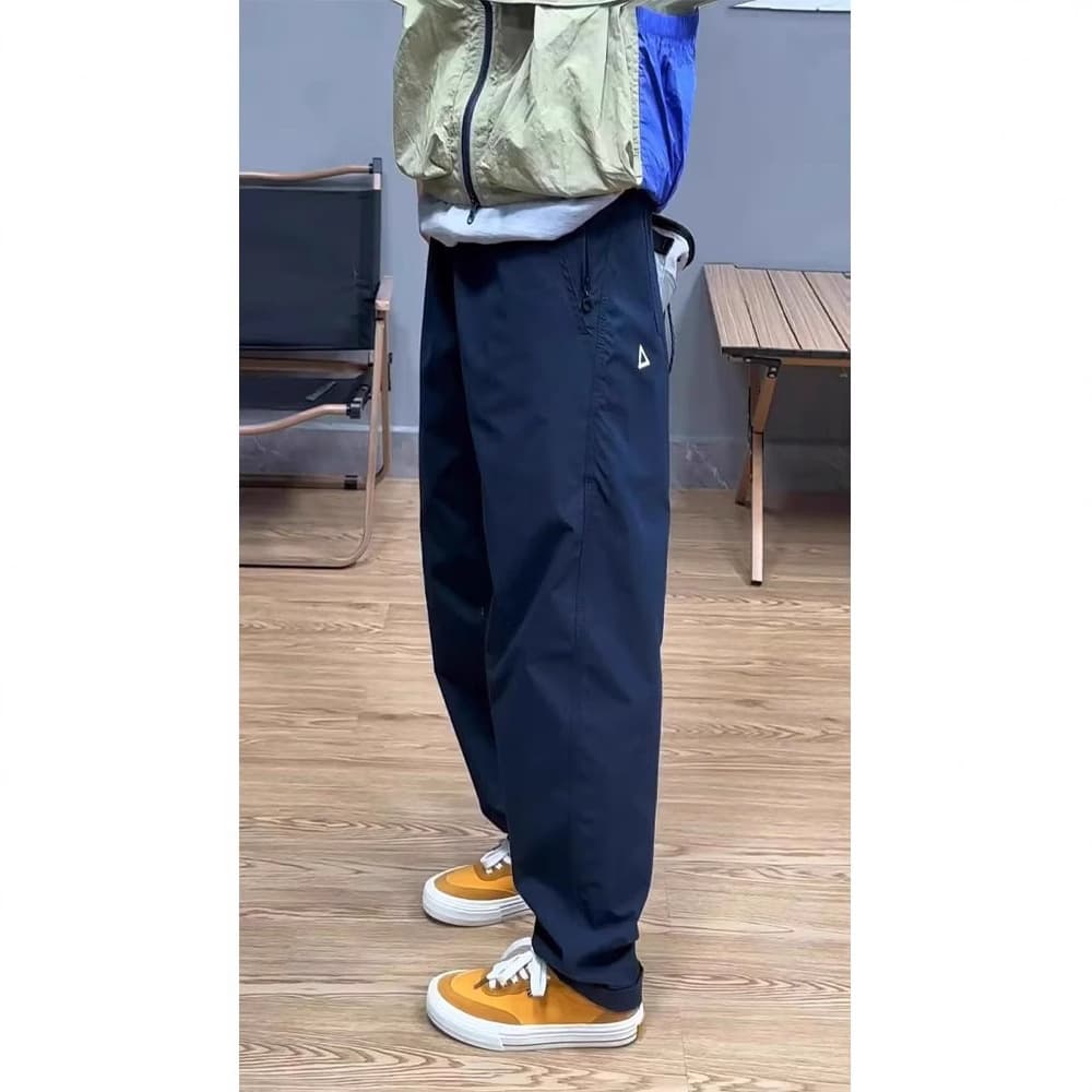 チノパン 三角ワンポイント ストレートチノパン