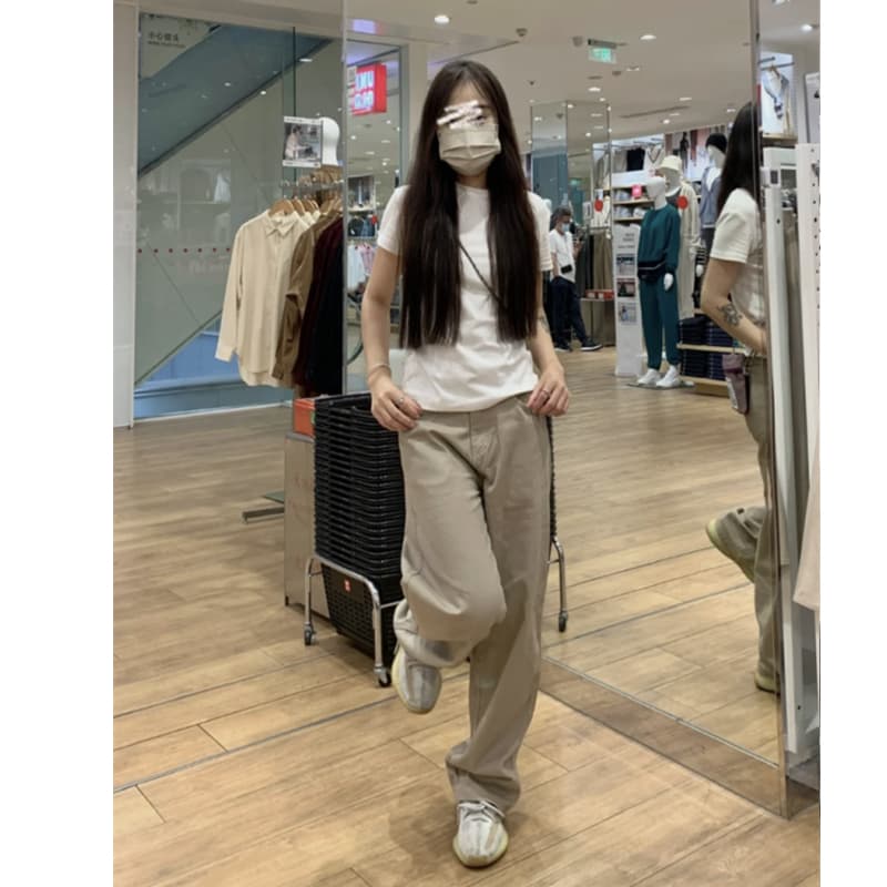 チノパンゆったりシルエット 美脚チノパン